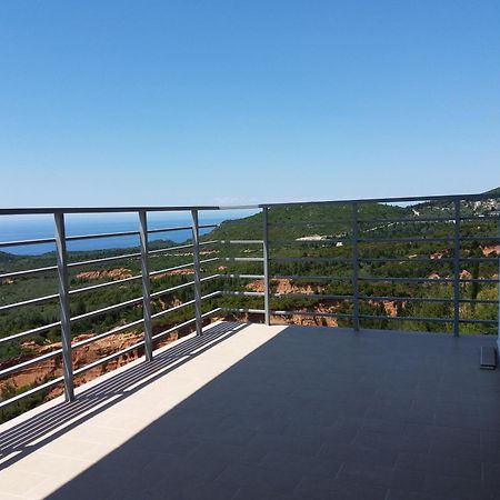 Vila Tatjana Hostal Vuno Exterior foto